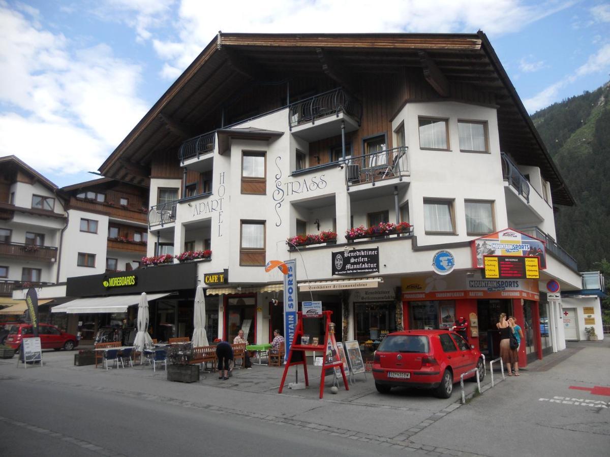 Strass- Aparthotel Mayrhofen Ngoại thất bức ảnh