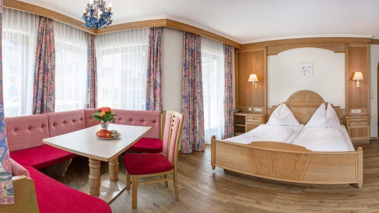 Strass- Aparthotel Mayrhofen Ngoại thất bức ảnh