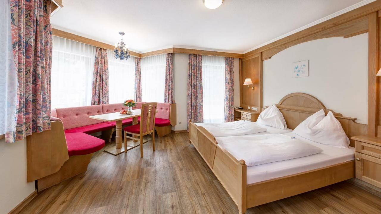 Strass- Aparthotel Mayrhofen Ngoại thất bức ảnh